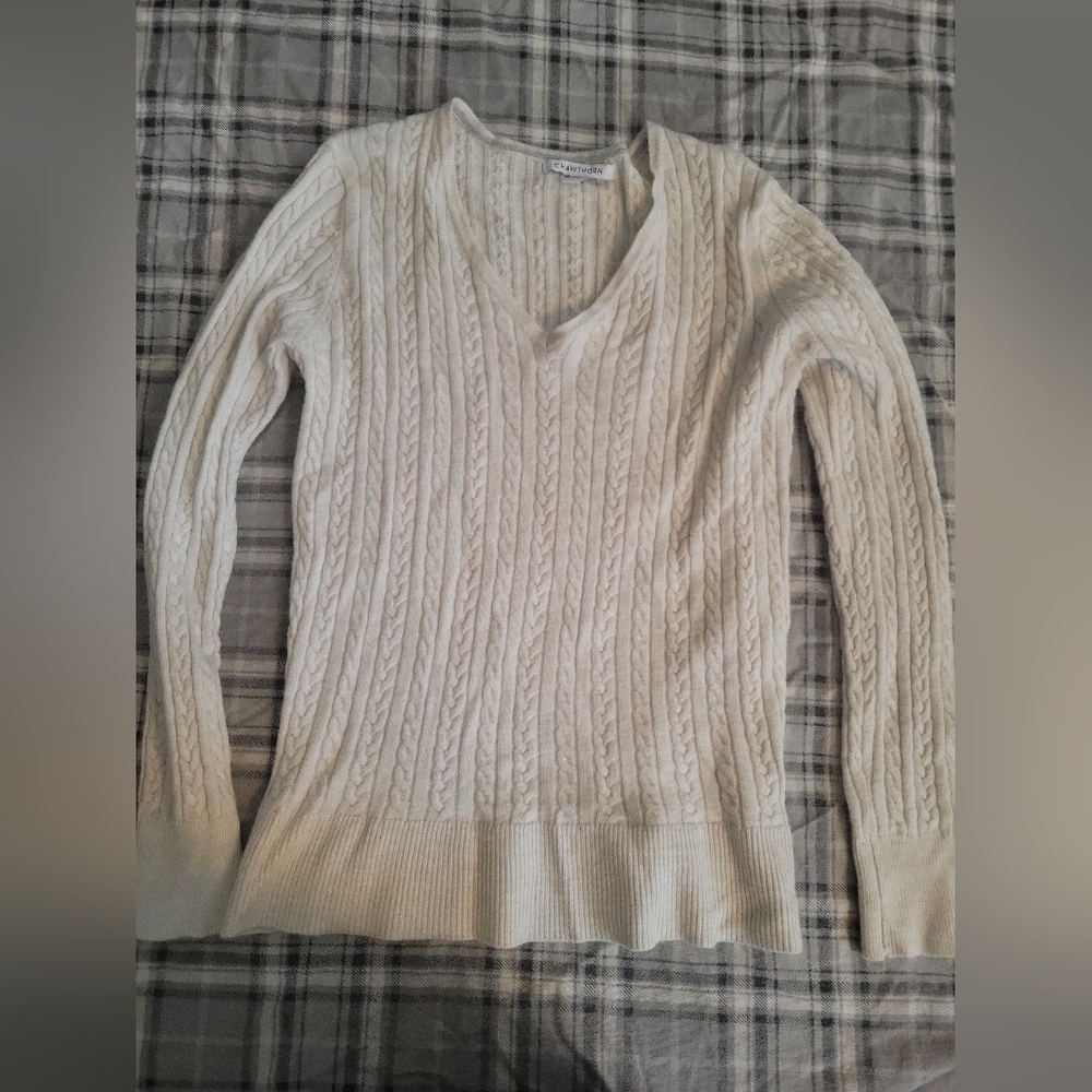 41 Hawthorn V-Neck Cable Knit Sweater - Cream